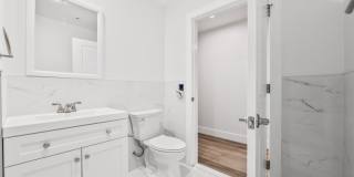 180 Carroll St Gallery 22