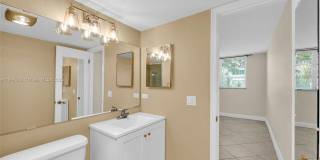 681 S Hollybrook Dr Gallery 18