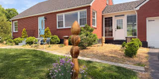 Hilltop Charm in Floyds Knobs – Spacious All-Brick Beauty with Room to Grow! Gallery 1