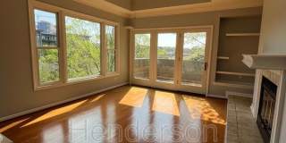 1109 East Morehead Street Gallery 4