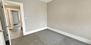 Modern Finishes, In-Unit Laundry & Bright Living Spaces Gallery 12