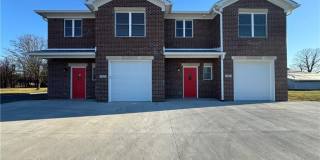 2022 N Greentree Boulevard Gallery 1