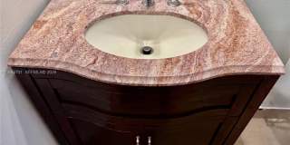 1540 SW 5th Pl Gallery 38