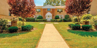 Park Ridge Apartments Gallery 1