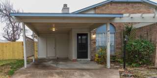 2 Bed | 1.5 Bath East Tulsa with Spacious Back yard! Gallery 3