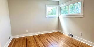 41 Woods Avenue Gallery 10