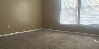 9605F Vinca Circle Gallery 9