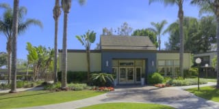 eaves Huntington Beach Gallery 22