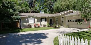 Charming 3 Bed/1.5 Bath in Desirable College Heights Location! Gallery 14