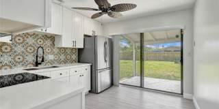 136 Miami Gardens Rd Gallery 18