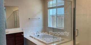 644 Albany St Gallery 12