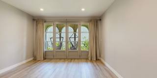 9249 Burton Way Gallery 10