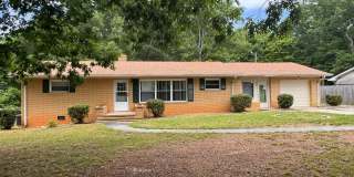 2 BED, 2 BATH BRICK HOME LOCATED IN ASHEBORO! Gallery 1