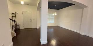 Lexington Living Oasis Gallery 3