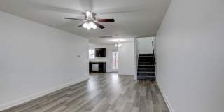 Fresh and so Clean Clean Close to Everything! Gallery 46