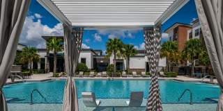 Mirrorton Apartments Gallery 22