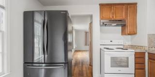 Comfortable Living in a Convenient Location – Charming 3BR 1BA Home at 2403 W Everett Gallery 15