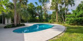 1790 Coral Way N Gallery 28