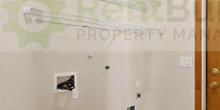 ***MAY SPECIAL!! $500 OFF YOUR 2ND MONTH'S RENT!*** ***MAY SPECIAL!! $500 OFF YOUR 2ND MONTH'S RENT!*** Gallery 19