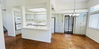 Spacious 4 Bedroom with Loft in Loma Linda Gallery 15