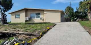 1700 Chaucer Road Gallery 1