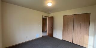 3 Bedroom, 2 Bath in York Neighborhood! Gallery 16