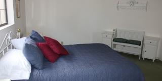 Riverfront 4 Bedroom Vacation Home Includes utiliities Gallery 14