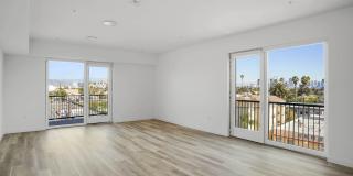 2221 Western Gallery 11