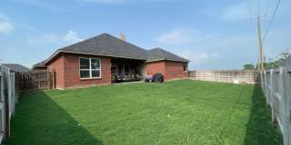 4-Bedroom House for Rent in Temple Gallery 30