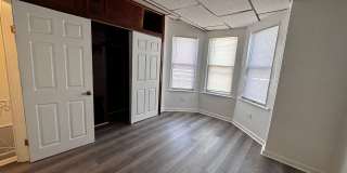 210 N Avondale St Gallery 9