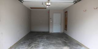 Home in secluded cul de sac Gallery 7