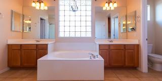 642 E Torrey Pines Place Gallery 22