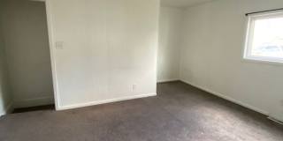 AVAILABLE AUGUST 2026 - 1 Bedroom Home w/ Spacious Living! Gallery 6