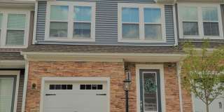 Immaculate 3 bedroom townhouse centrally located in Bon Air Immaculate 3 bedroom townhouse centrally located in Bon Air Gallery 1