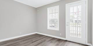 2325 Elliston Place Gallery 9