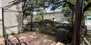 Move In Special! *LOCATION* Fabulous 1/1 with extra space ONE BLOCK off the St Mary's strip and close to the Pearl! Move in Ready! Gallery 5