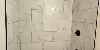 2 Bed WITH OFFICE 1 Bath AND WASHER/DRYER HOOK UP! Gallery 7