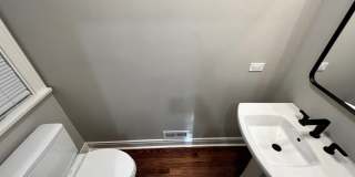 114 Michigan Avenue Gallery 17