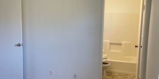 Cozy 3 Bedroom House for Rent (Available 6.10.26) Gallery 7