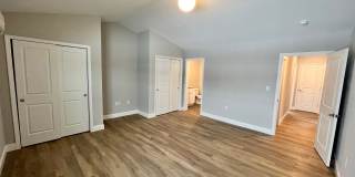 River's Edge Apartments Gallery 7