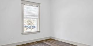 1104 N Grant Street Gallery 19