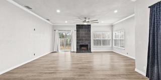 5930 Valley Wood Gallery 19