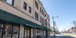 2235 E 71st St Gallery 9