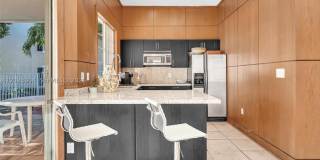 2851 N Oakland Forest Dr Gallery 42