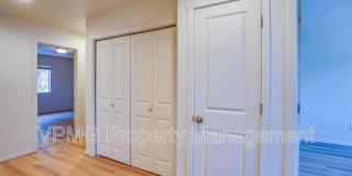 2105 Northeast 118th Place Gallery 16
