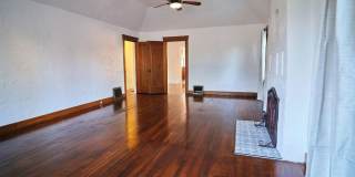 Charming 3 Bedroom in Historical Tower District Gallery 9