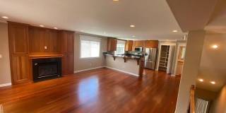 7444 4th Avenue Northeast Gallery 1