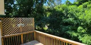 Knoxville 37917 - 3 bedroom,  2 bath home - Call Sharon Arnwine 865-313-7215 (cell) or 865-693-3232 (office). Gallery 12