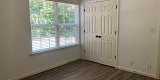 Germantown 2 bedroom, 1 1/2 bath in Brent Park Condos Gallery 9