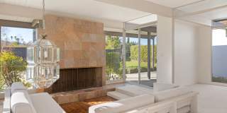 Stunning Mid-Century Modern 4 BR 3 BA with Bonus Room and Office Gallery 17